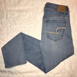NWOT AEO Skinny Jeans